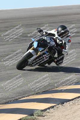 media/Oct-13-2025-Moto Forza (Mon) [[a66d839500]]/4-C Group/Session 2 (Bowl)/